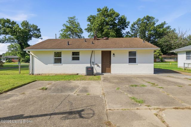2209 Peaslee Rd, Louisville, KY 40216
