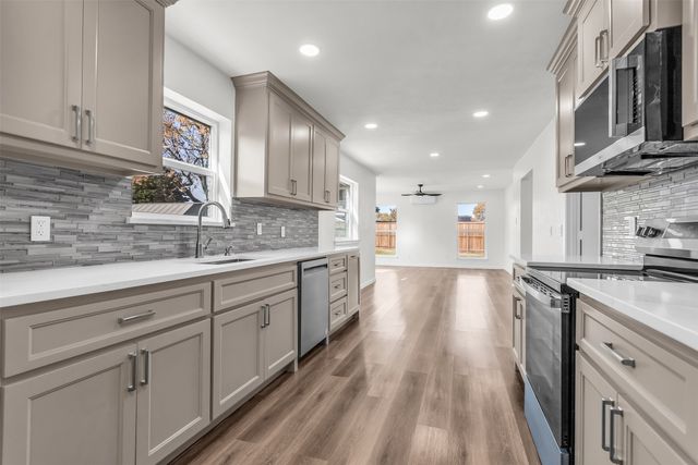 401 Point Royal Drive, Rowlett, TX 75087