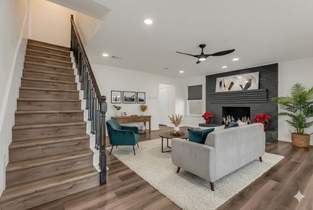 401 Point Royal Drive, Rowlett, TX 75087