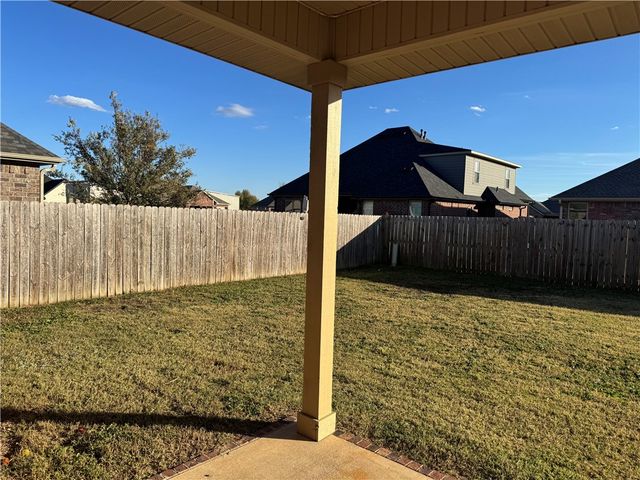 467 Tartaglia Avenue, Springdale, AR 72762