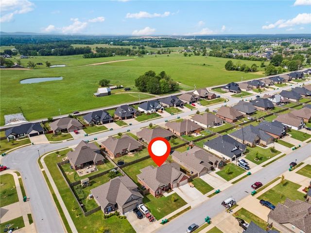 467 Tartaglia Avenue, Springdale, AR 72762