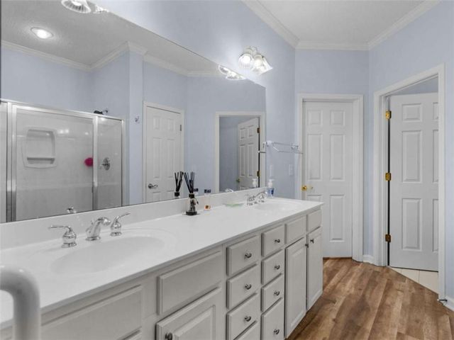 319 Lewisburg Drive, Mcdonough, GA 30253