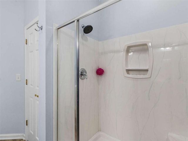 319 Lewisburg Drive, Mcdonough, GA 30253