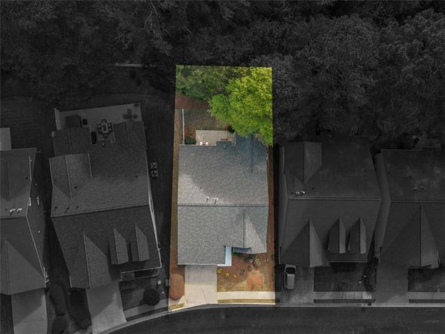 319 Lewisburg Drive, Mcdonough, GA 30253