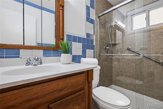 939 Oak Ridge Avenue, St Louis, MO 63126