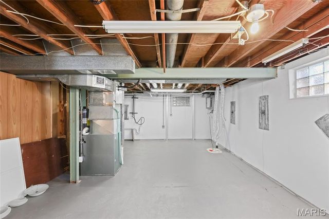 939 Oak Ridge Avenue, St Louis, MO 63126