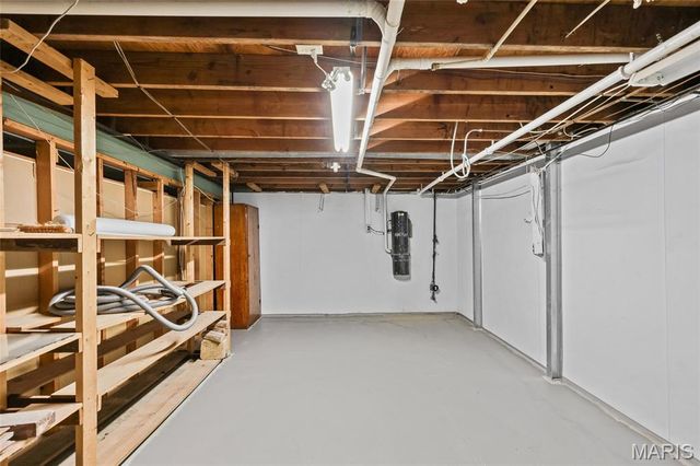 939 Oak Ridge Avenue, St Louis, MO 63126