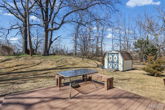 939 Oak Ridge Avenue, St Louis, MO 63126