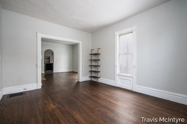 908 Eastern Avenue Se, City Of Grand Rapids, MI 49507