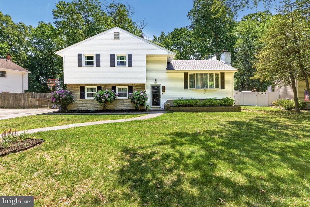 204 VAN BUREN AVE, Glassboro, NJ 08028