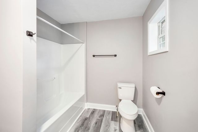 111 Westwood Ave, Jackson, TN 38301