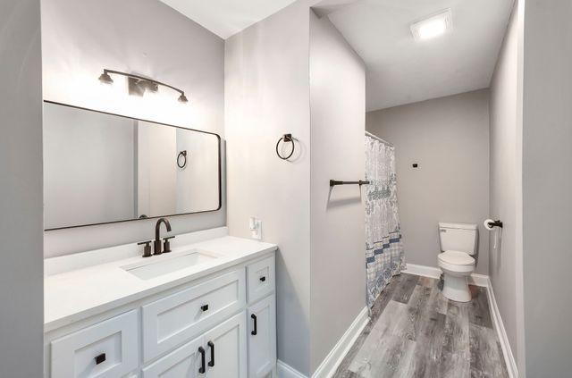 111 Westwood Ave, Jackson, TN 38301