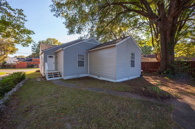 111 Westwood Ave, Jackson, TN 38301