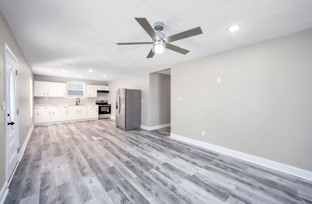 111 Westwood Ave, Jackson, TN 38301