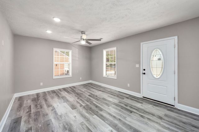 111 Westwood Ave, Jackson, TN 38301