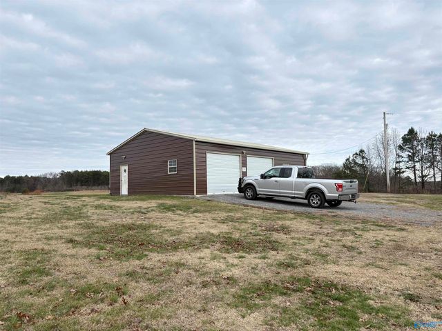 6080 County Road 39, Fackler, AL 35746