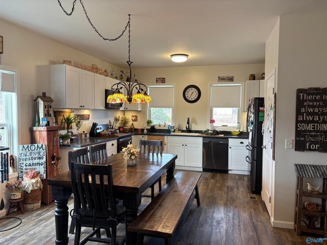 6080 County Road 39, Fackler, AL 35746