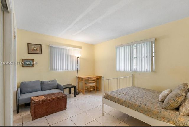6013 NW 68th, Tamarac, FL 33321