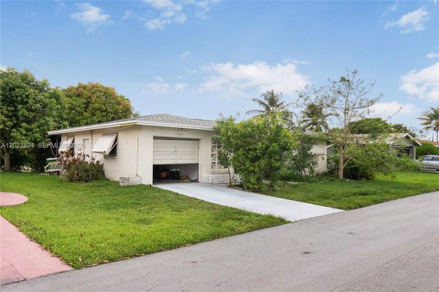 6013 NW 68th, Tamarac, FL 33321