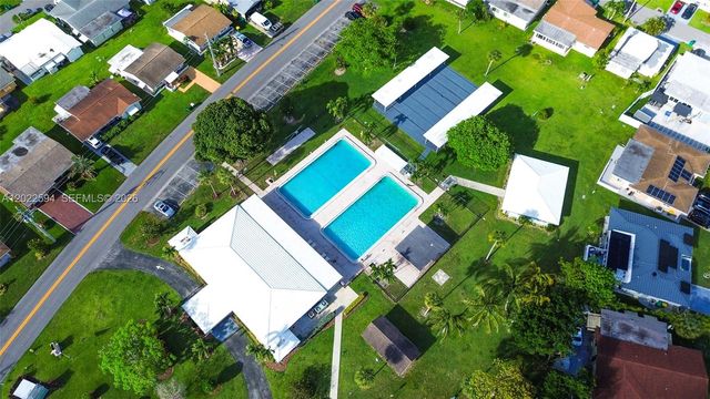 6013 NW 68th, Tamarac, FL 33321