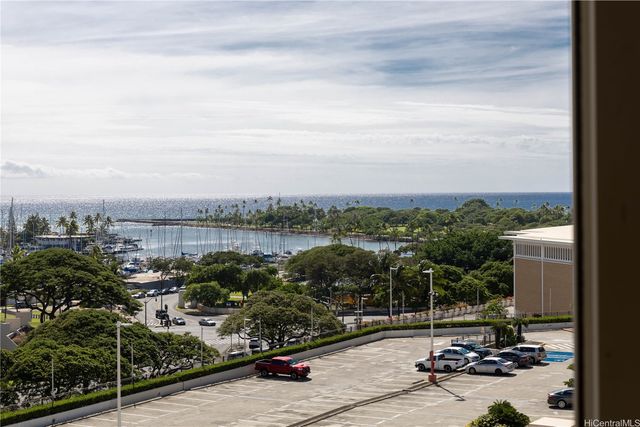 410 Atkinson Drive 954, Honolulu, HI 96814
