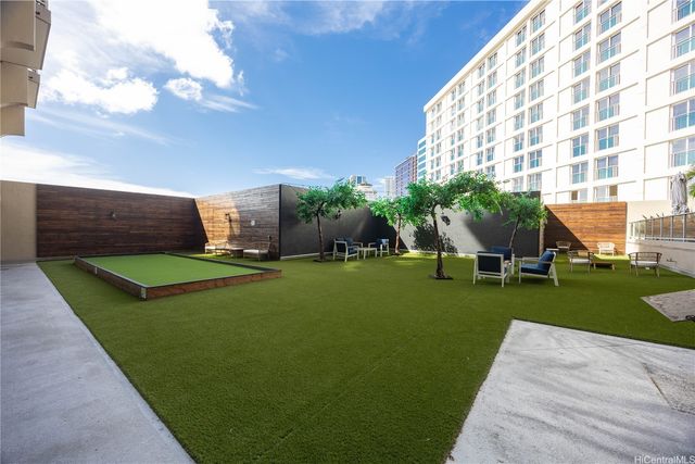 410 Atkinson Drive 954, Honolulu, HI 96814