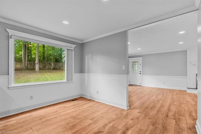 1016 Pineburr Road, Jamestown, NC 27282