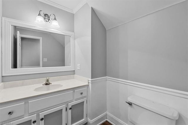 1016 Pineburr Road, Jamestown, NC 27282