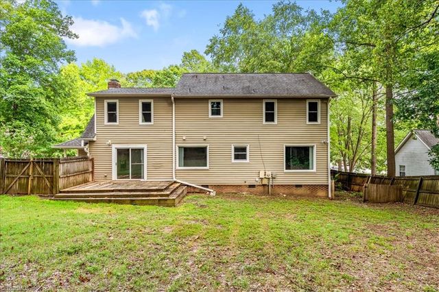 1016 Pineburr Road, Jamestown, NC 27282
