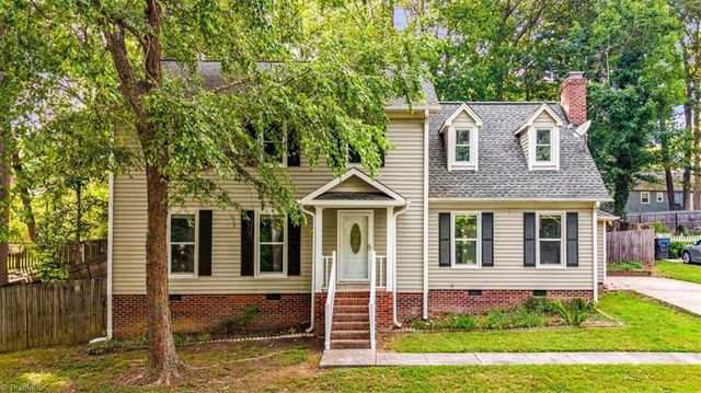 1016 Pineburr Road, Jamestown, NC 27282