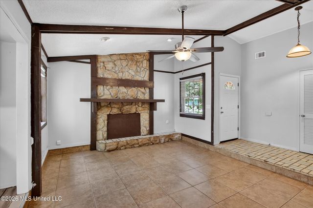 3604 Oakside Circle, Gautier, MS 39553