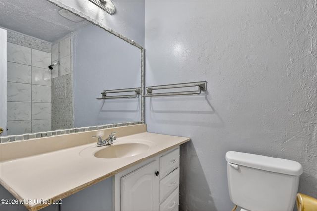 3604 Oakside Circle, Gautier, MS 39553