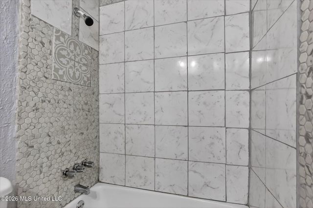 3604 Oakside Circle, Gautier, MS 39553