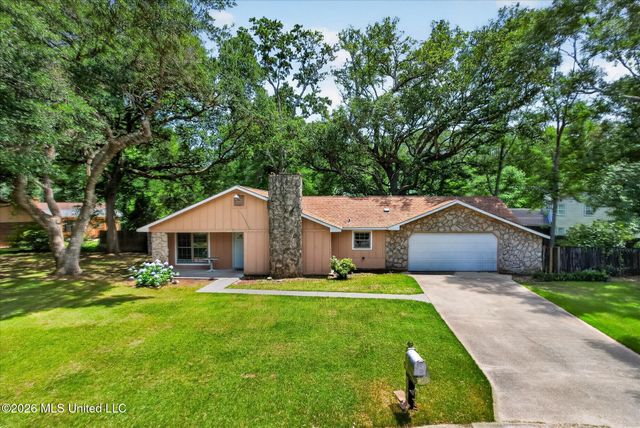 3604 Oakside Circle, Gautier, MS 39553