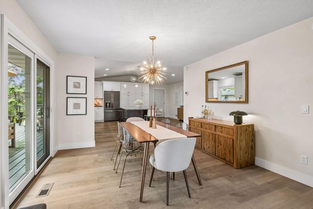7204 Glouchester Drive, Edina, MN 55435