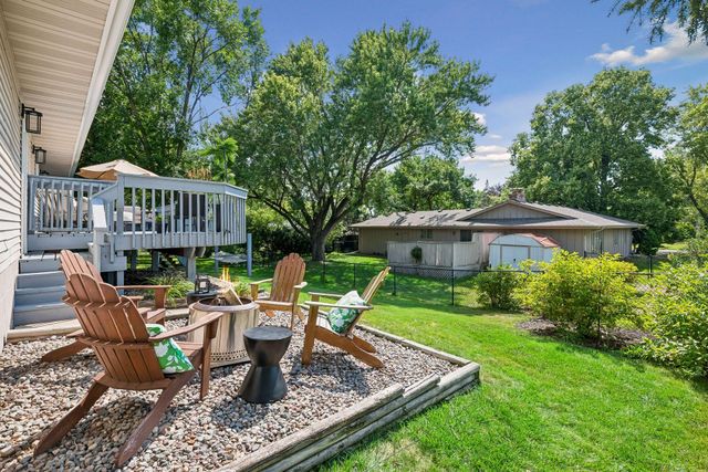 7204 Glouchester Drive, Edina, MN 55435