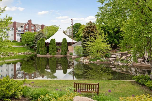 7204 Glouchester Drive, Edina, MN 55435