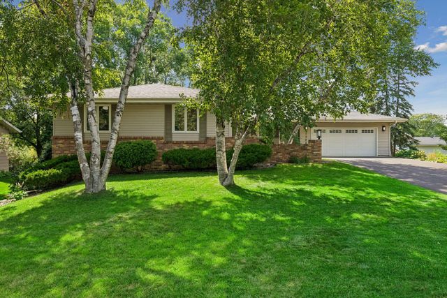 7204 Glouchester Drive, Edina, MN 55435