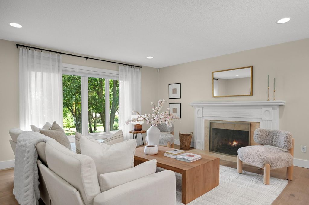 7204 Glouchester Drive, Edina, MN 55435 — photo 2