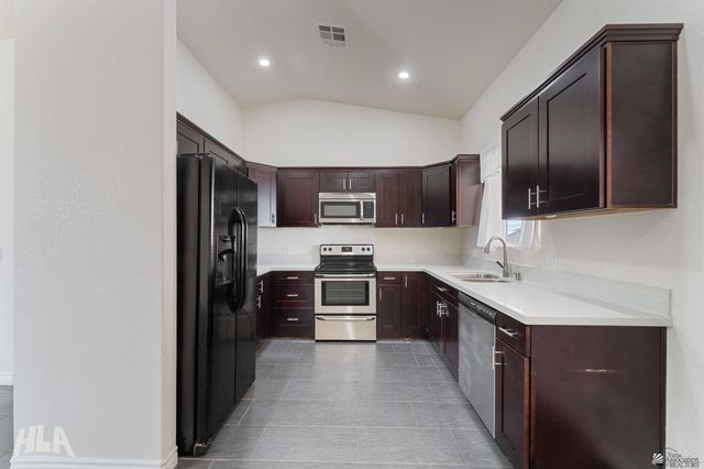 10266 S TORNADO AVE, Yuma, AZ 85365