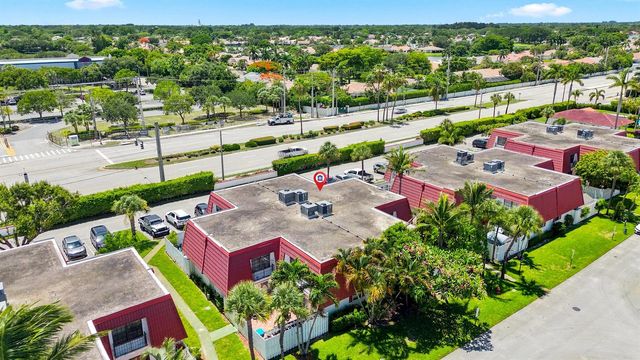 2716 Yale Lane, Boynton Beach, FL 33426