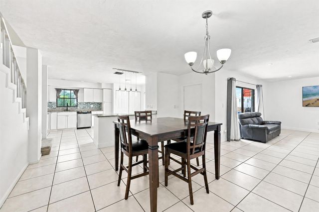 2716 Yale Lane, Boynton Beach, FL 33426