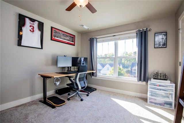 1010 Chancery Lane, Cave Springs, AR 72718