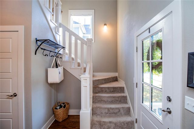 1010 Chancery Lane, Cave Springs, AR 72718