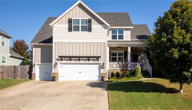 1010 Chancery Lane, Cave Springs, AR 72718