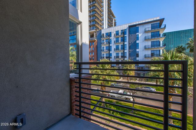 806 N 2ND Avenue, Phoenix, AZ 85003