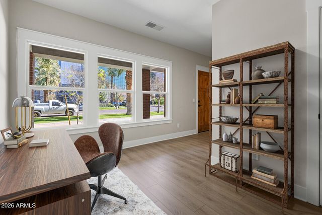 806 N 2ND Avenue, Phoenix, AZ 85003