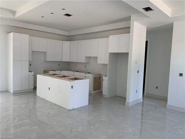 1016 Cortez AVE, Lehigh Acres, FL 33972