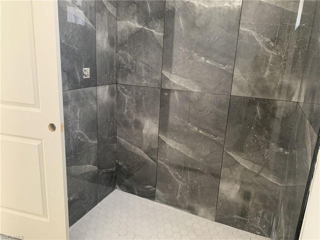 1016 Cortez AVE, Lehigh Acres, FL 33972