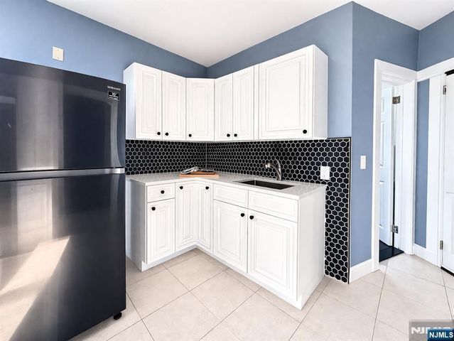 204 Demott Avenue 2, Clifton, NJ 07011